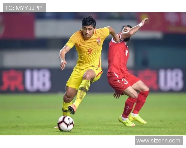 张玉宁精彩头球破门助力球队逆转胜利展现超强空中能力